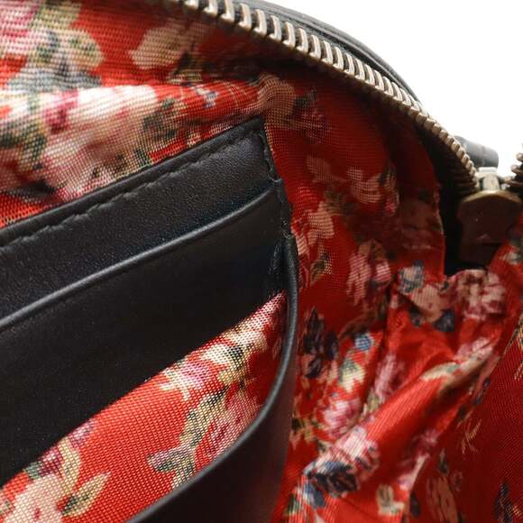 GUCCI Authentic Black Leather Pochette Shoulder Bag - Picture 10 of 10